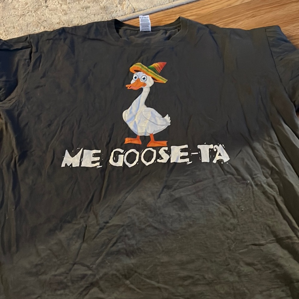 Me gusta tshirt size XL